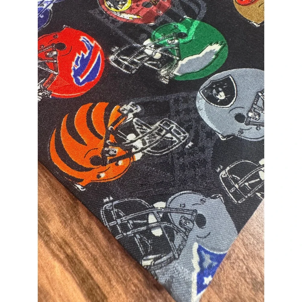 NFL All Teams Football Helmet Tie Team‎ NFL